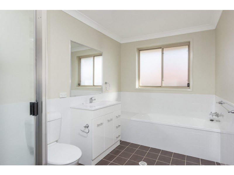 6 Poppy Road, Hamlyn Terrace NSW 2259