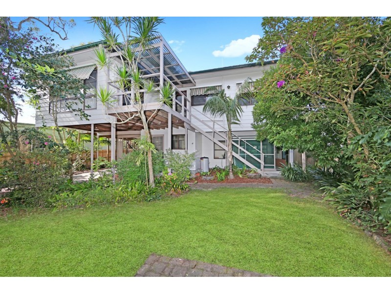 71 Lakin Street, Bateau Bay NSW 2261