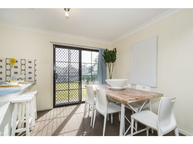 17 Lisa Close, Bateau Bay NSW 2261