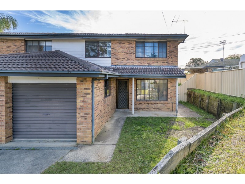 17 Lisa Close, Bateau Bay NSW 2261