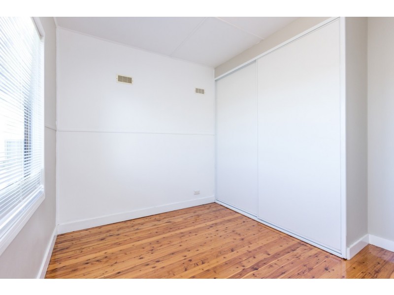 53 Bass Avenue, Killarney Vale NSW 2261