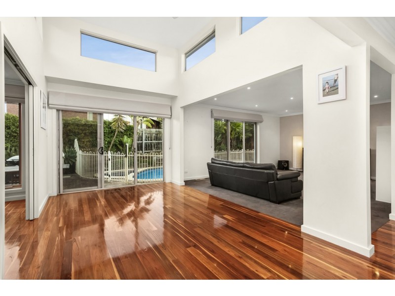 8 Azure Court, Templestowe VIC 3106