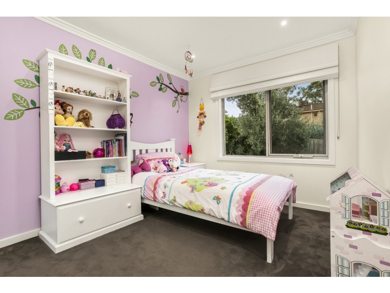 8 Azure Court, Templestowe VIC 3106