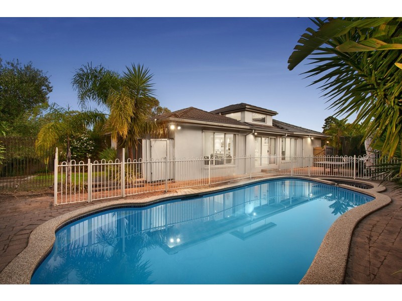 8 Azure Court, Templestowe VIC 3106