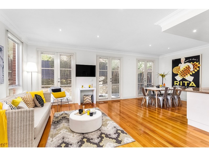 7 The Pines Outlook, Doncaster East VIC 3109