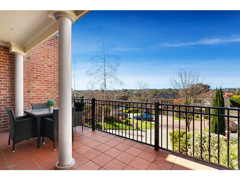 7 The Pines Outlook, Doncaster East VIC 3109