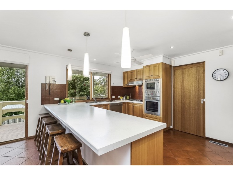 17 Peppermint Court, Doncaster East VIC 3109