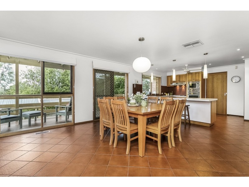 17 Peppermint Court, Doncaster East VIC 3109