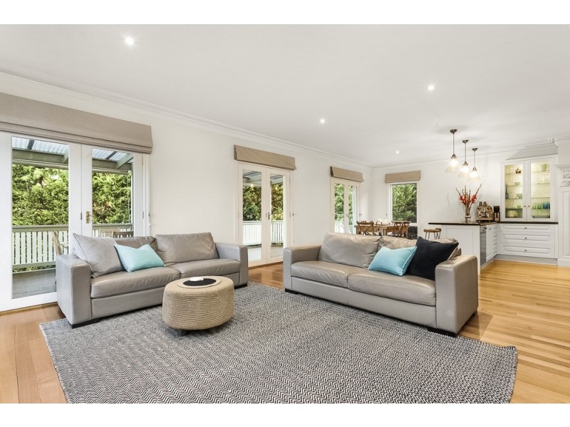 9 Helmsdale Retreat, Templestowe VIC 3106