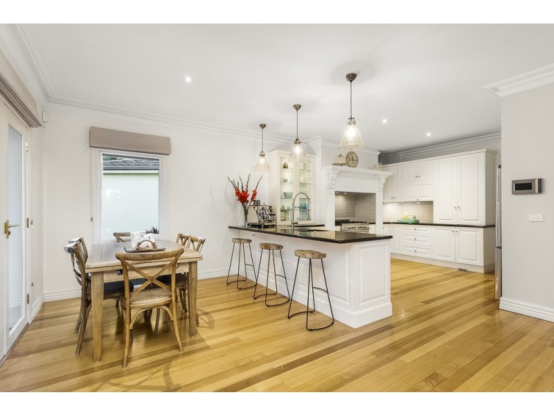 9 Helmsdale Retreat, Templestowe VIC 3106