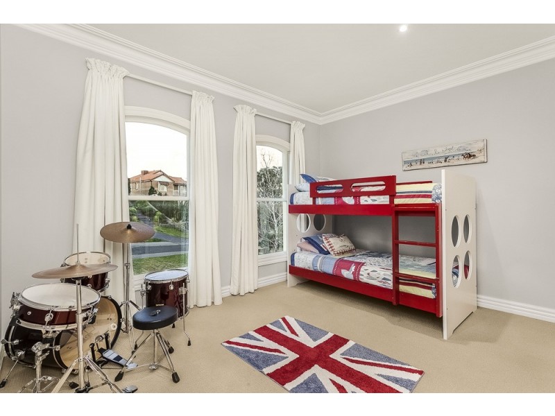 9 Helmsdale Retreat, Templestowe VIC 3106