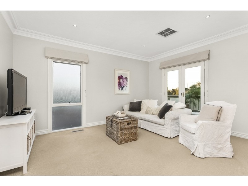 9 Helmsdale Retreat, Templestowe VIC 3106