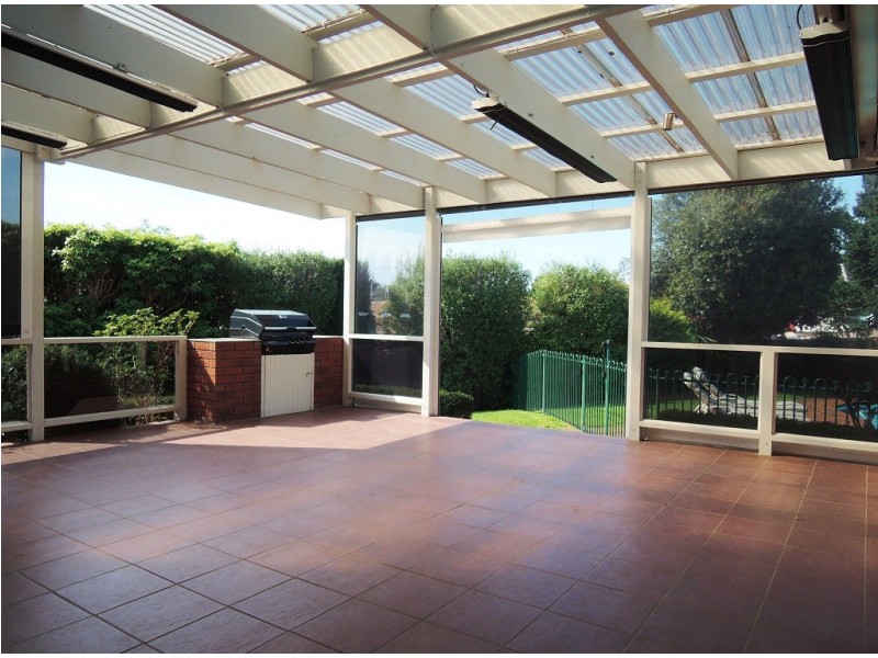 4 Hallifax Court, Doncaster East VIC 3109