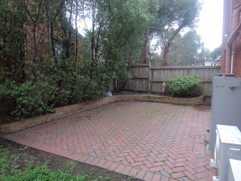 6 Cole Close, Burwood East VIC 3151