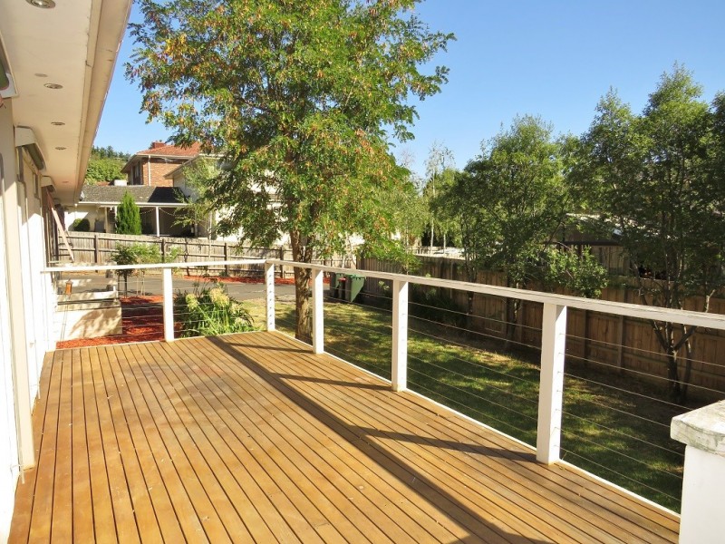 5 Ashton Rise, Doncaster East VIC 3109