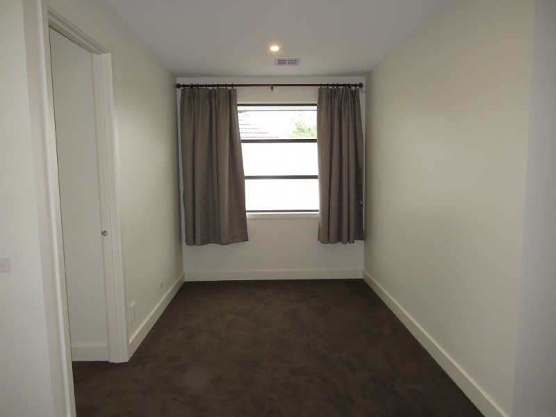 8A Clyde Street, Box Hill North VIC 3129