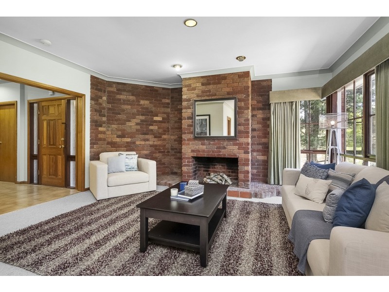 9 Glenmanor Close, Templestowe VIC 3106