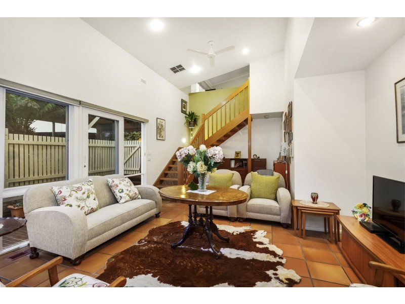 26 Calderwood Street, Bulleen VIC 3105