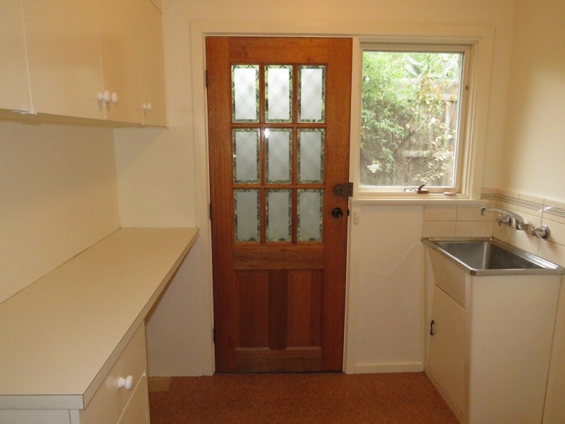 10 Scenic Rise, Doncaster VIC 3108