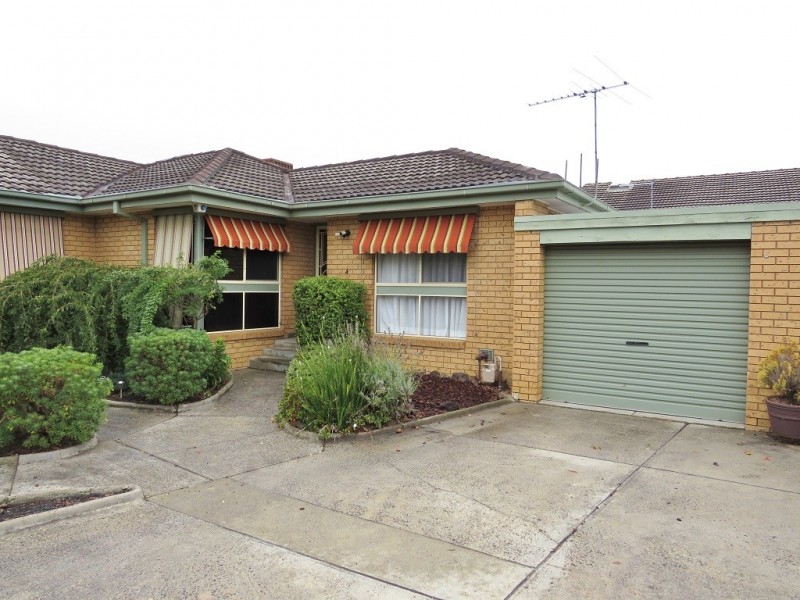 4/1 Leeds Street, Doncaster East VIC 3109