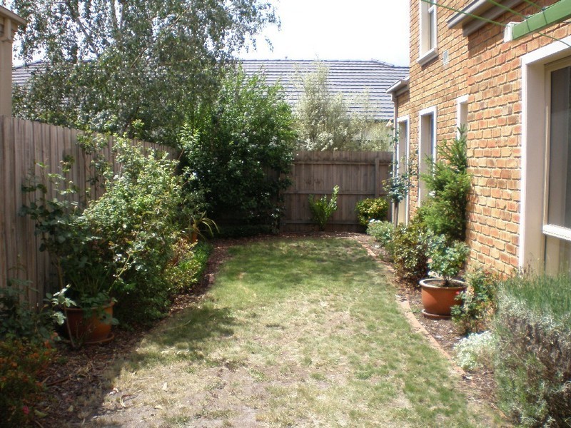 12 Pilbara Mews, Bulleen VIC 3105