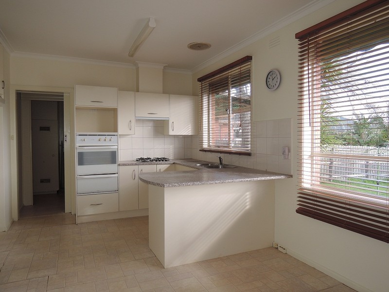 2 Keir Avenue, Doncaster East VIC 3109