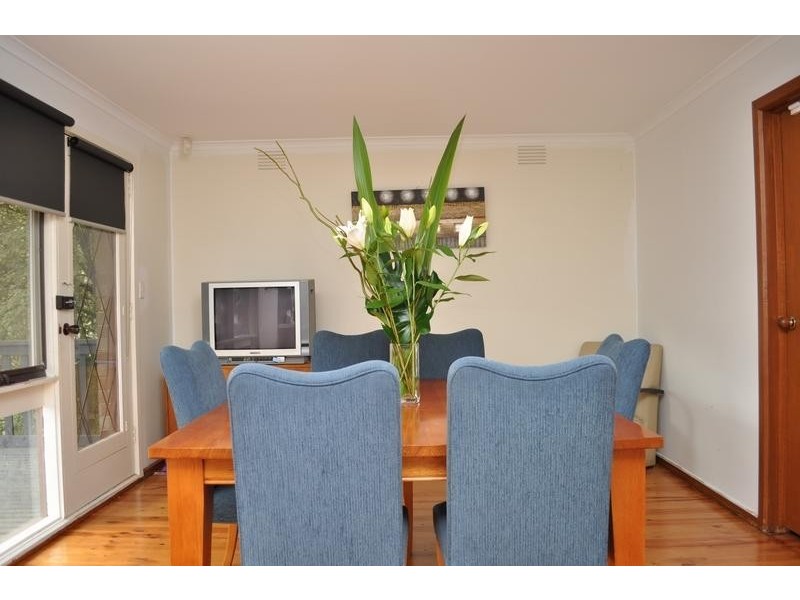 27 Caringal Avenue, Doncaster VIC 3108