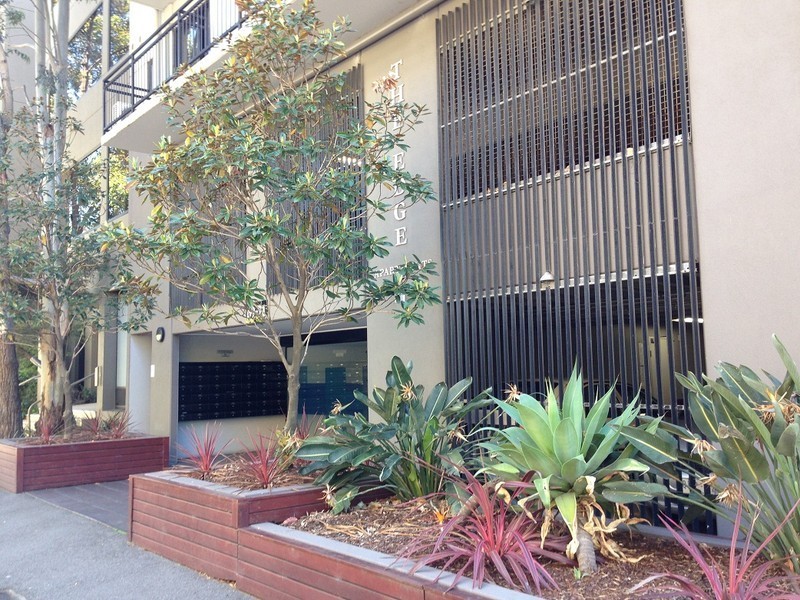 706/69-71 Stead Street, South Melbourne VIC 3205