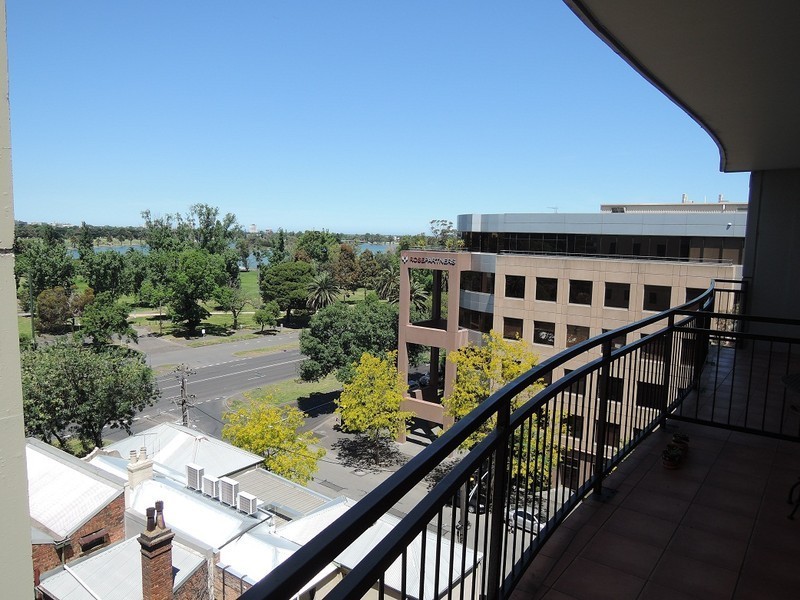 706/69-71 Stead Street, South Melbourne VIC 3205