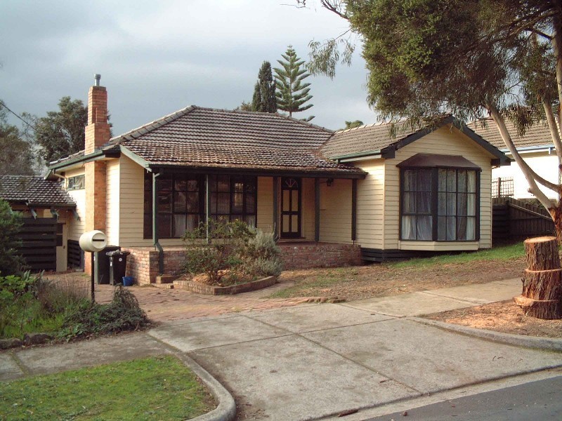 9 Amelia Crescent, Doncaster East VIC 3109
