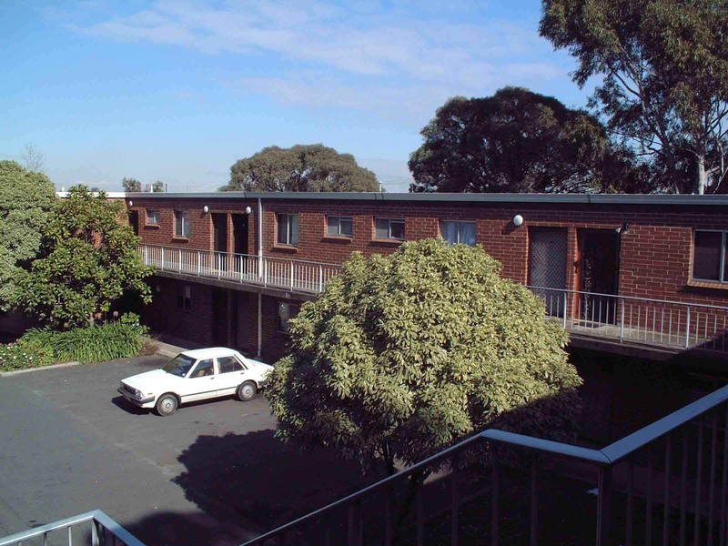 9/10-16 Wetherby Road, Doncaster VIC 3108