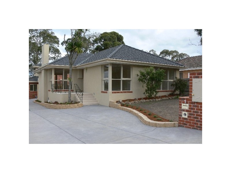 1/42 Renshaw St, Doncaster East VIC 3109