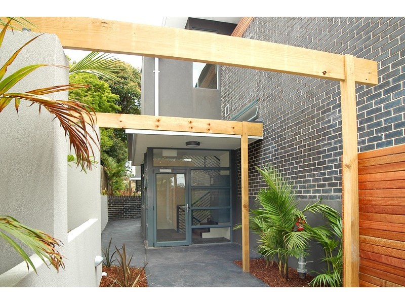 6, 72 Doncaster East Road, Mitcham VIC 3132