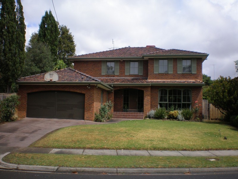 20 Tullamore Avenue, Doncaster VIC 3108
