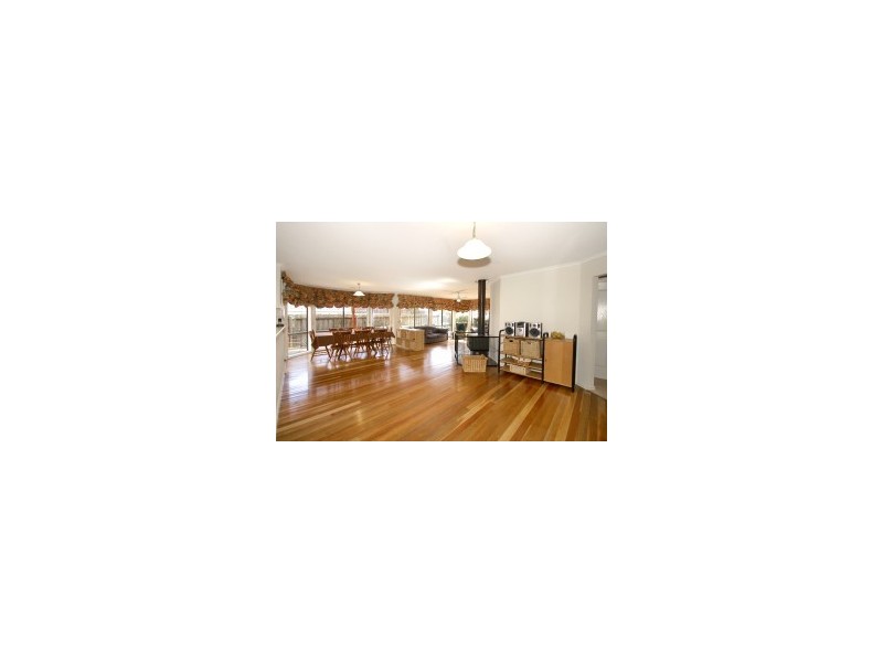 26 Westminster Close, Blackburn South VIC 3130