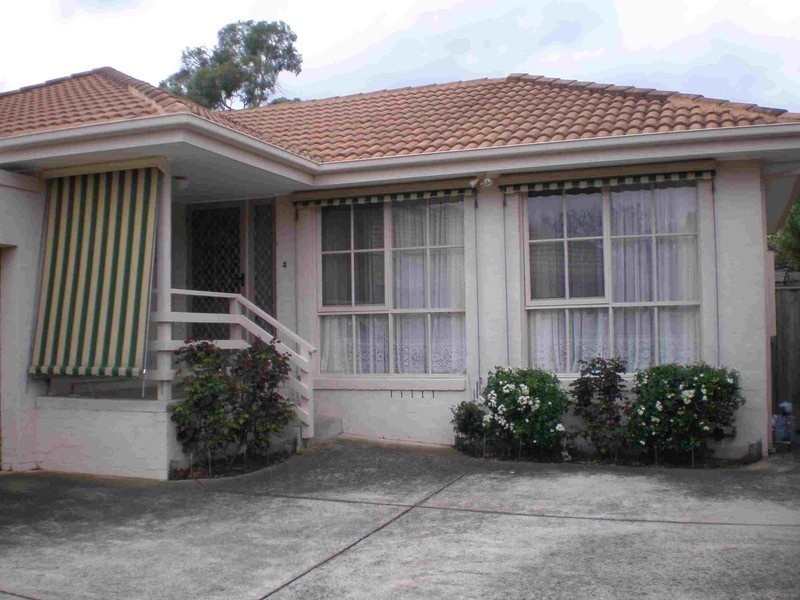 2/8 Paula Crescent, Doncaster East VIC 3109