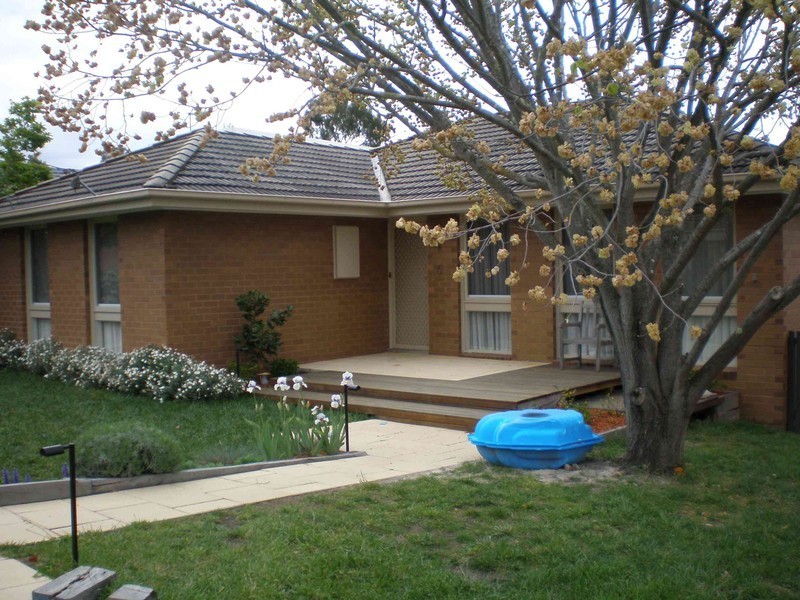 6 Peter Street, Doncaster East VIC 3109