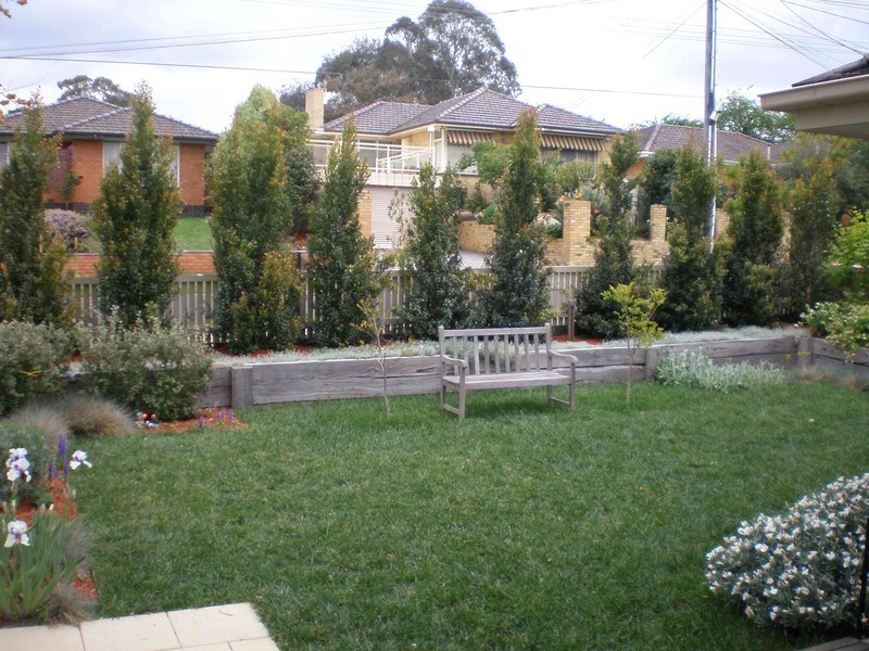 6 Peter Street, Doncaster East VIC 3109