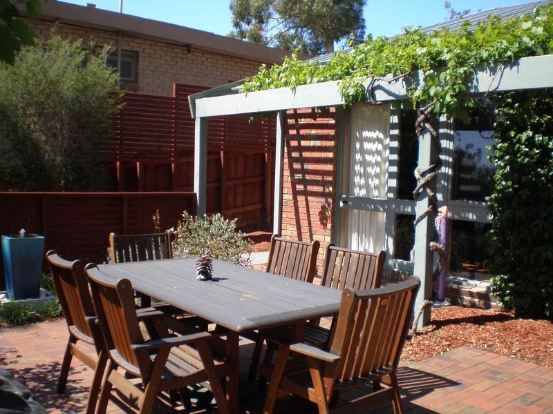 18 Sinclair Avenue, Templestowe Lower VIC 3107