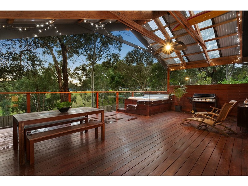 9 Tangari Court, Greensborough VIC 3088