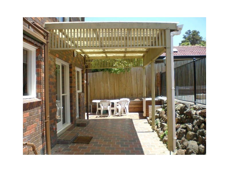15 White Way, Bulleen VIC 3105