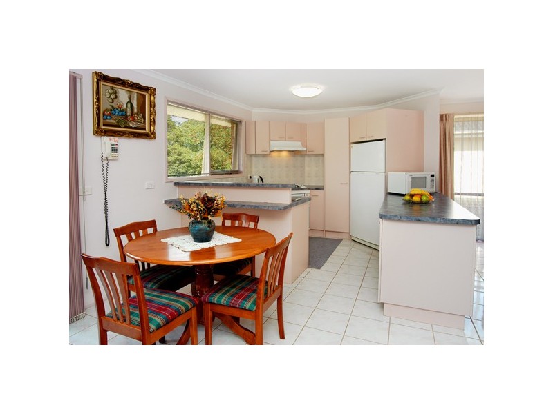 2/6 Coolabah Street, Doncaster VIC 3108