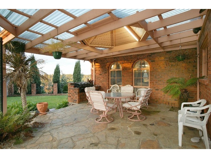 4 Leanne Court, Doncaster East VIC 3109