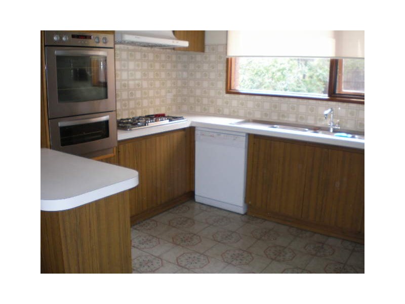 6 Marcus Road, Templestowe Lower VIC 3107