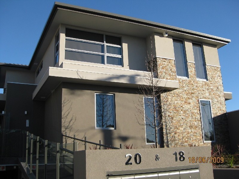 18B, 18-20 Churchill Street, Doncaster East VIC 3109