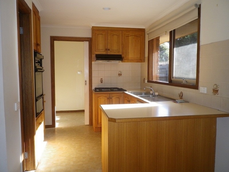 11 Adelyn Avenue, Donvale VIC 3111