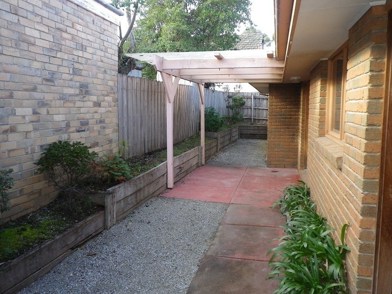 11 Adelyn Avenue, Donvale VIC 3111