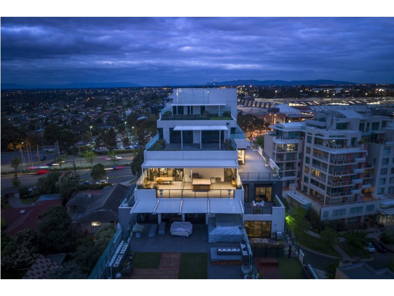 703/5 Sovereign Point Court, Doncaster VIC 3108