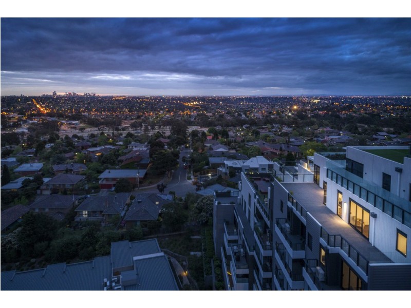 703/5 Sovereign Point Court, Doncaster VIC 3108