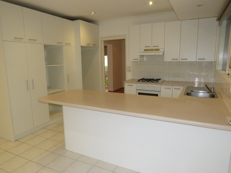 8 Diosma Court, Doncaster VIC 3108